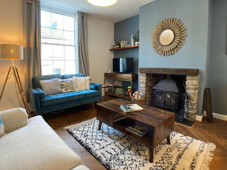 Cosy 2 Bedroom Cottage In Scarborough'S Old Town 外观 照片